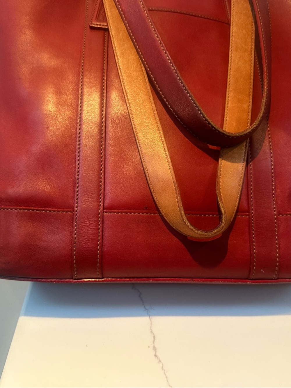 Coach Vintage 2003 Hampton Leatherware with Bullseye logo on creed. Leather Tote - Picture 8 of 14